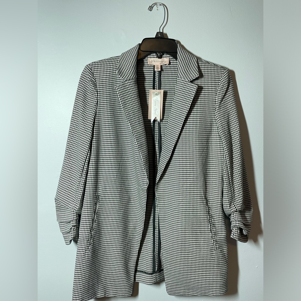 Beautiful black and white blazer jacket size small from Philosophy